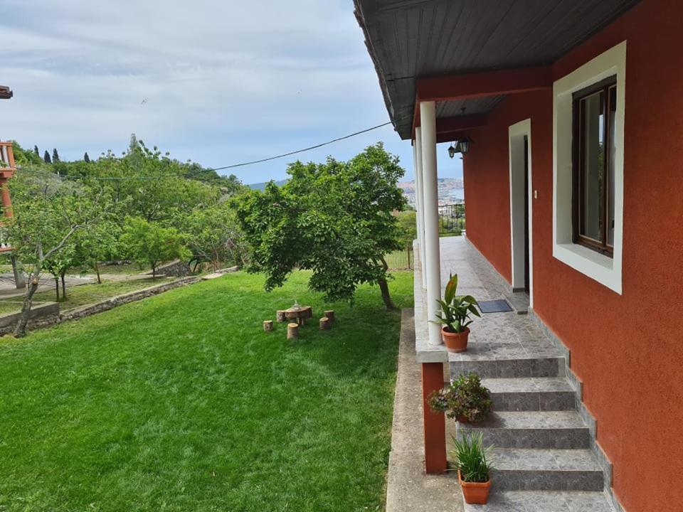 Holiday Home Vulezic Bar Luaran gambar