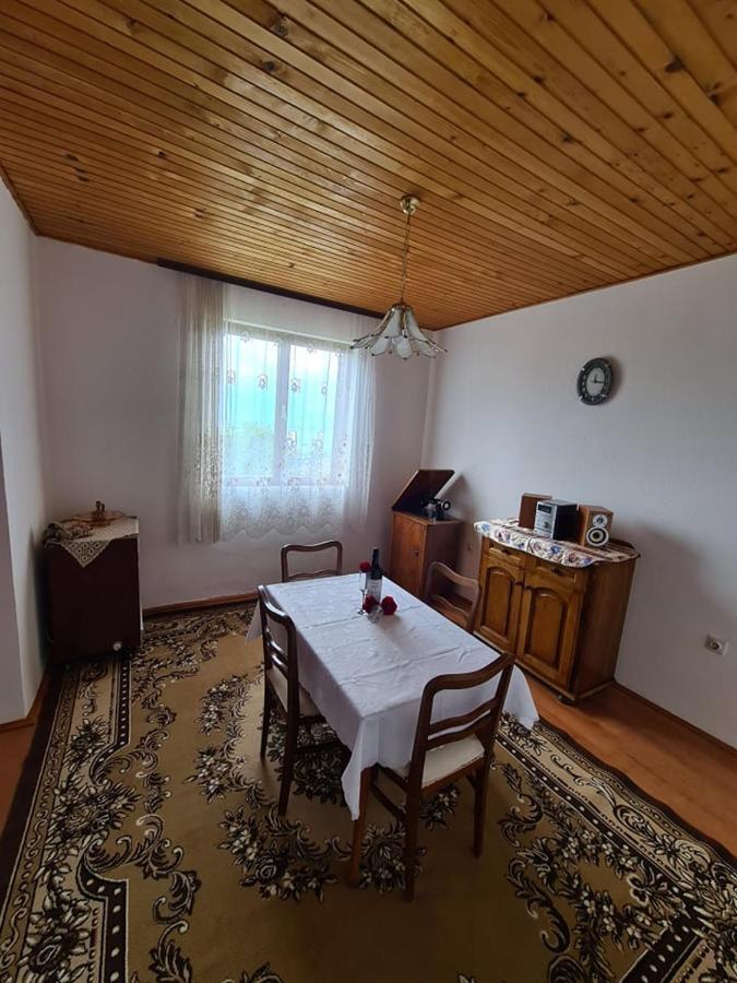 Holiday Home Vulezic Bar Luaran gambar