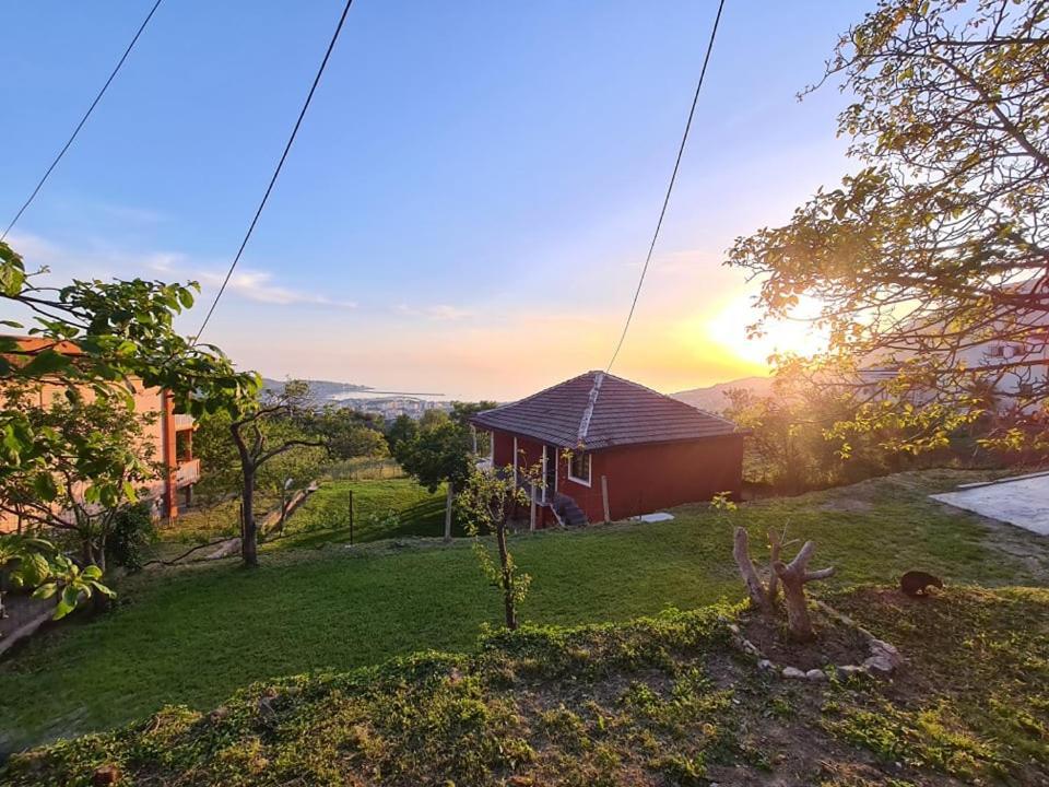Holiday Home Vulezic Bar Luaran gambar